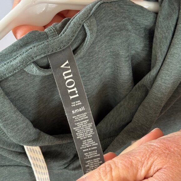 Vouri Halo Essentail Hoodie Light Cloud, Size Small - Picture 3 of 3